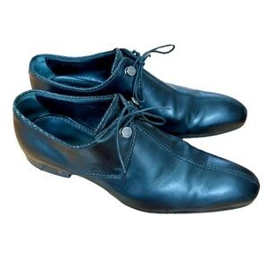 Louis Vuitton Men's Black Leather Lace-Up Derbys